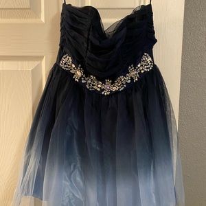 Short ombré blue strapless dress